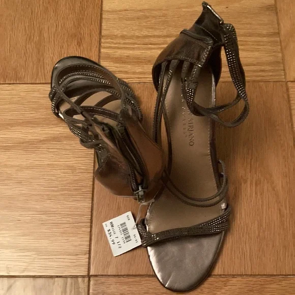 Christian Soriano for Payless Straps 3 1/2” Heels - Picture 2 of 7